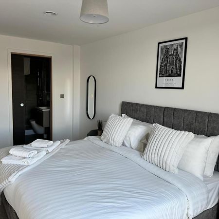 York Minster Icona 250 Free Parking & Gym Appartement Buitenkant foto